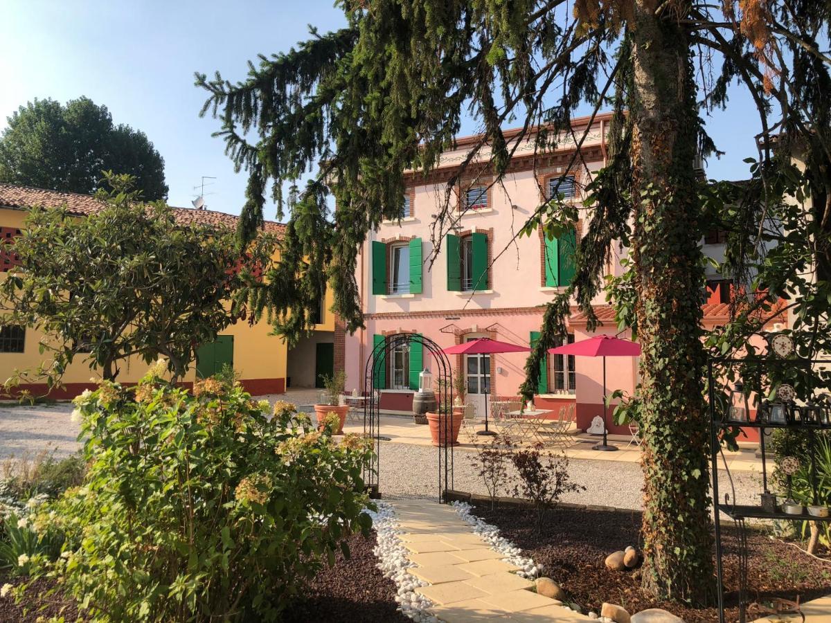 Affittacamere Rossella Con Piscina Castelnuovo del Garda